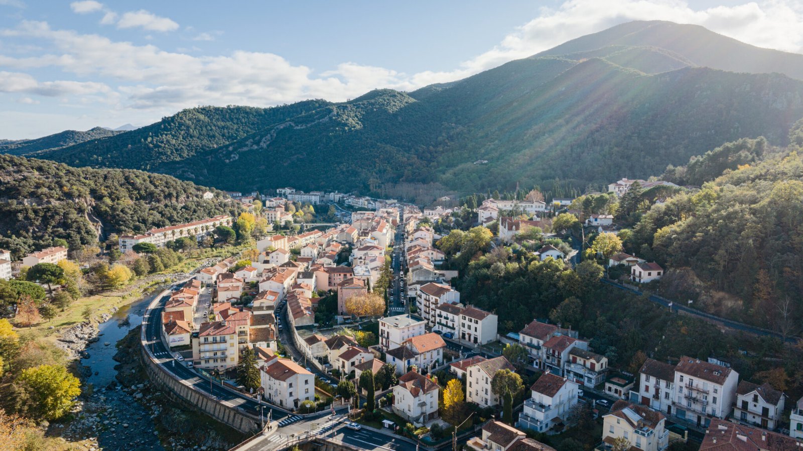 Ville de Amélie-les-Bains ensoleillée